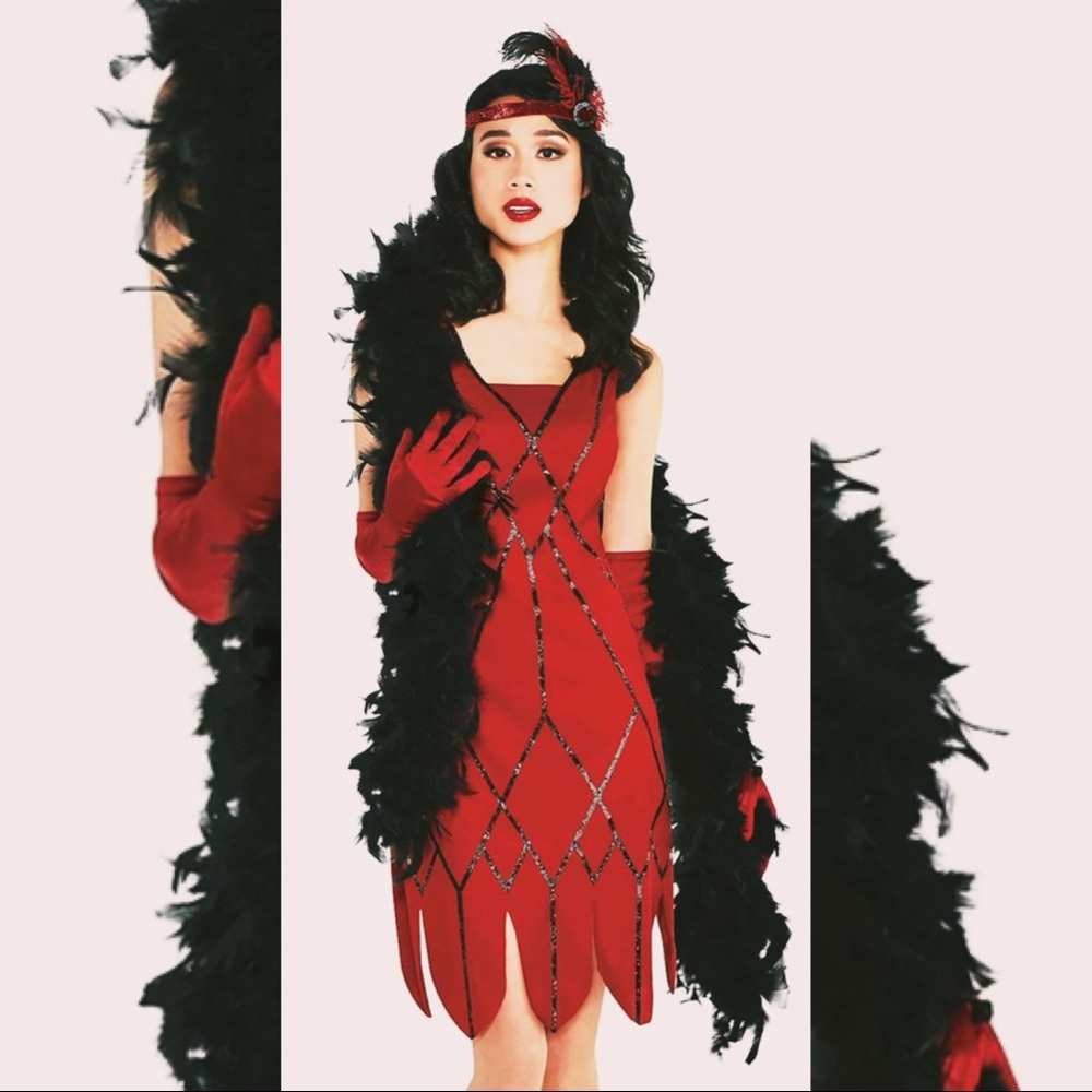 Miss Scarlet - CLUE - Halloween Costume